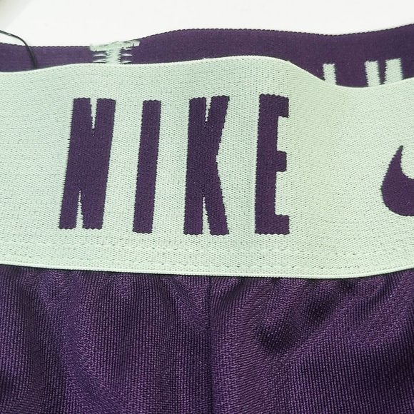 Nike Trophy Short Girl's Dri Running Training Athletic Purple Green DA1099-525 - Picture 7 of 8